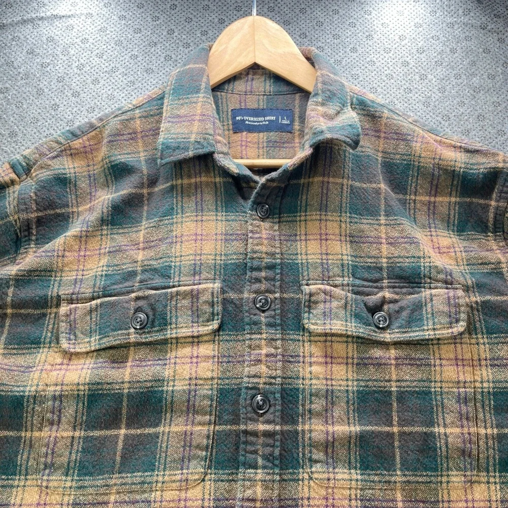 Abercrombie & Fitch excellent pre